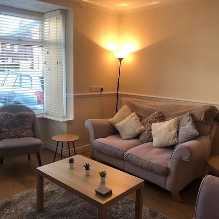 סקאנת'ורפ 29 Comfort House 2 Bedroom Townhouse With Parking מראה חיצוני תמונה