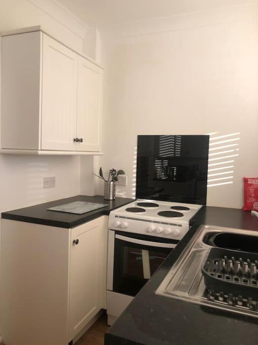 סקאנת'ורפ 29 Comfort House 2 Bedroom Townhouse With Parking מראה חיצוני תמונה