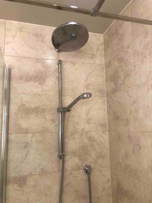 סקאנת'ורפ 29 Comfort House 2 Bedroom Townhouse With Parking מראה חיצוני תמונה
